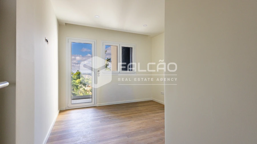 Apartamento T2 para Venda em Marvila, Ribeira Santarém, São Salvador, São Nicolau