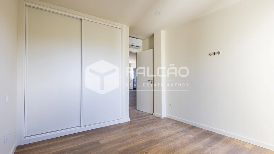 Apartamento T3 para Venda em Marvila, Ribeira Santarém, São Salvador, São Nicolau