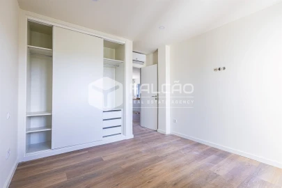 Apartamento T3 para Venda em Marvila, Ribeira Santarém, São Salvador, São Nicolau