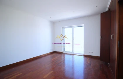 Moradia T4 para Venda em Alcabideche