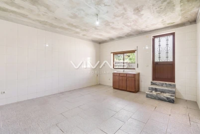 Moradia T3 para Venda em Cervães
