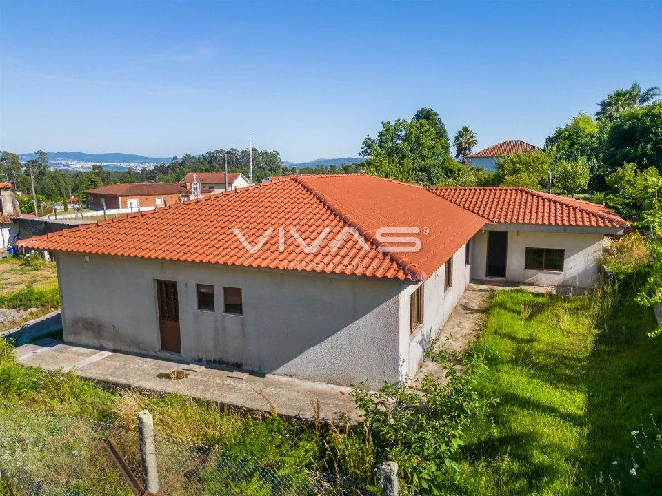 Moradia T3 para Venda em Cervães Foto 24