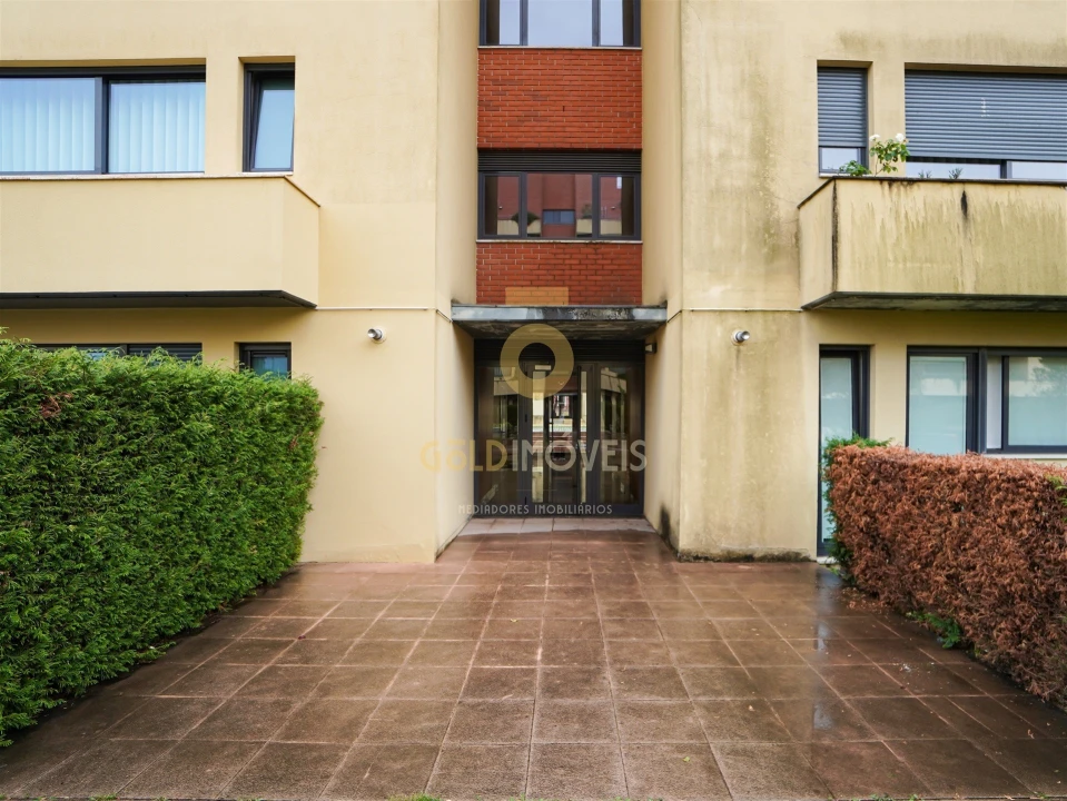 Apartamento T5 para Venda em Paranhos Foto 30