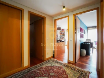 Apartamento T5 para Venda em Paranhos