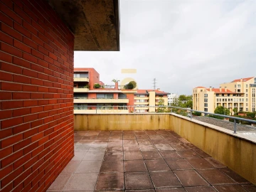 Apartamento T5 para Venda em Paranhos