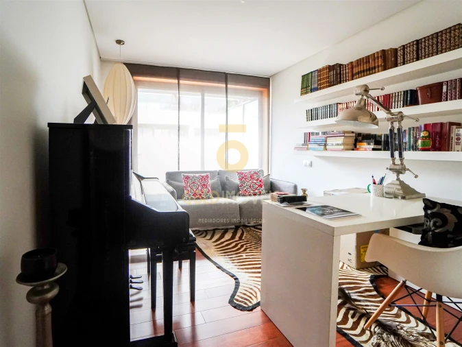 Apartamento T5 para Venda em Paranhos Foto 13