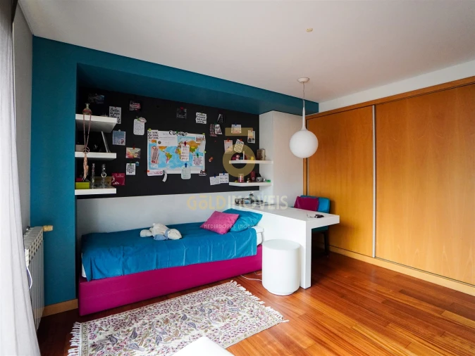 Apartamento T5 para Venda em Paranhos Foto 10