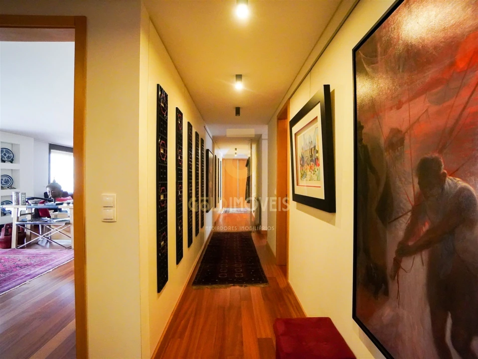 Apartamento T5 para Venda em Paranhos Foto 7