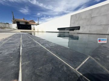 Moradia T3 para Venda em Proença-A-Nova e Peral