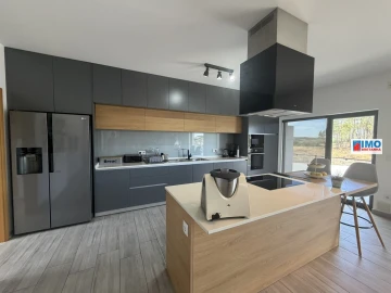 Moradia T3 para Venda em Proença-A-Nova e Peral