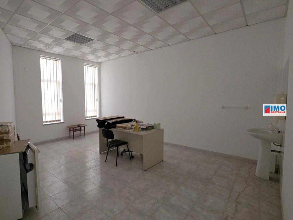 Armazém para Venda em Cebolais de Cima e Retaxo Foto 11