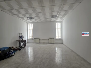 Armazém para Venda em Cebolais de Cima e Retaxo