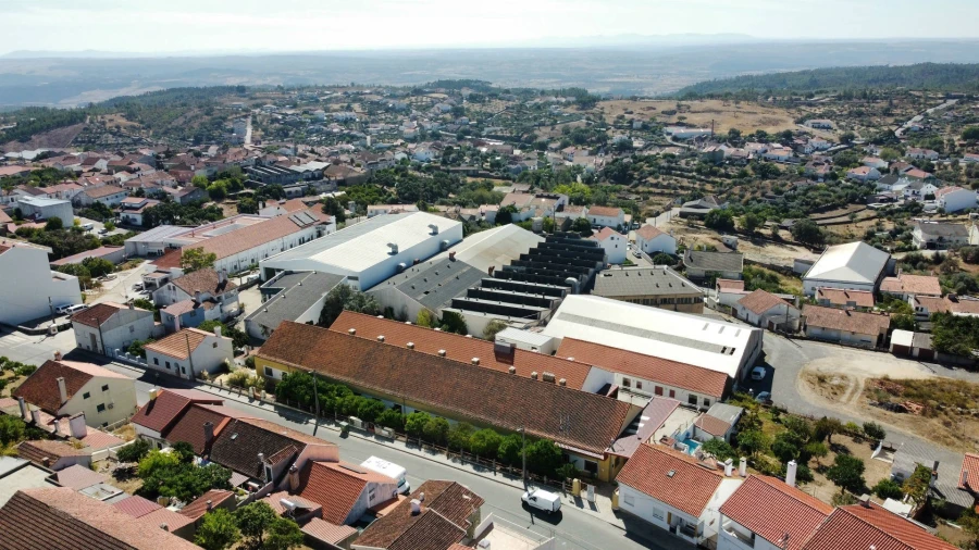 Armazém para Venda em Cebolais de Cima e Retaxo Foto 3