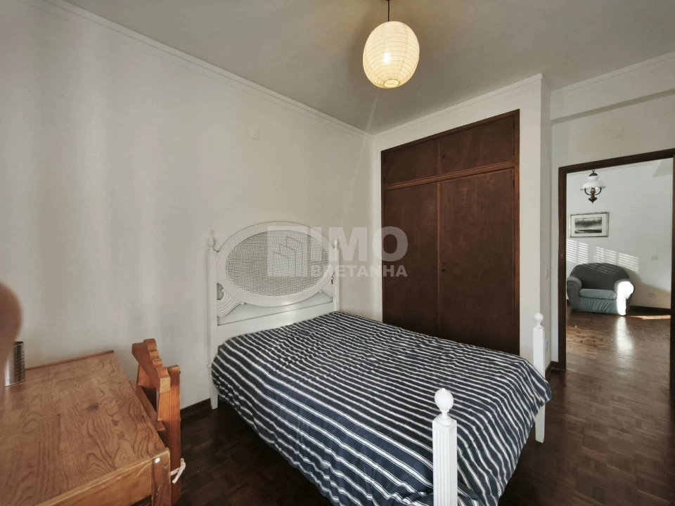 Apartamento T2 para Arrendamento em Sé Nova, Santa Cruz, Almedina e São Bartolomeu Foto 16