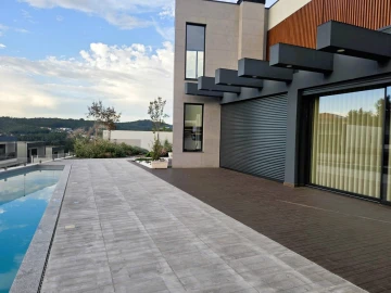 Moradia T4 para Arrendamento em Arnoso (Santa Maria e Santa Eulália) e Sezures