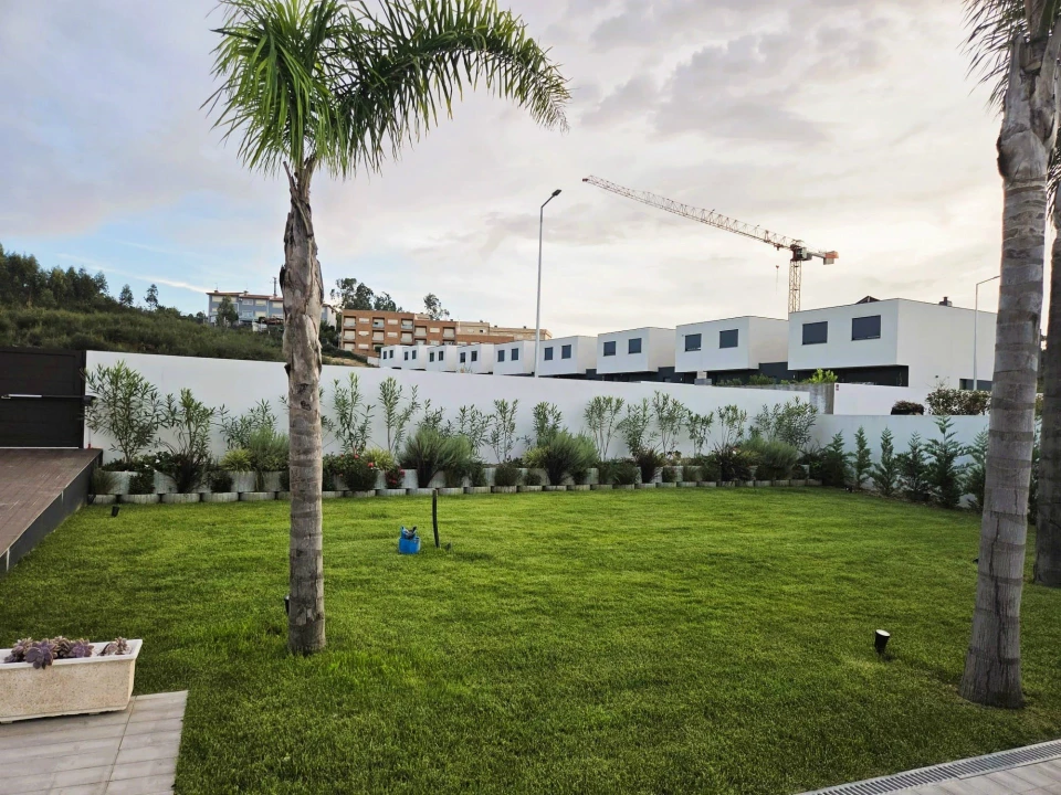 Moradia T4 para Arrendamento em Arnoso (Santa Maria e Santa Eulália) e Sezures Foto 10