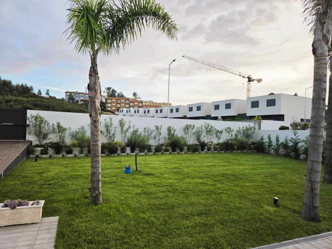 Moradia T4 para Arrendamento em Arnoso (Santa Maria e Santa Eulália) e Sezures Foto 10