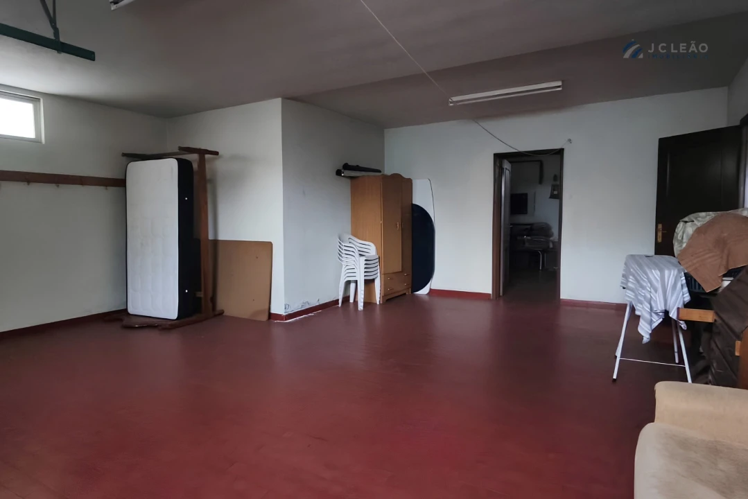 Moradia T3 para Venda em Paredes Foto 32