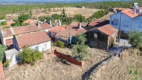 Quinta T0 para Venda em Sarzedas