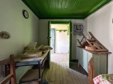 Quinta T0 para Venda em Sarzedas
