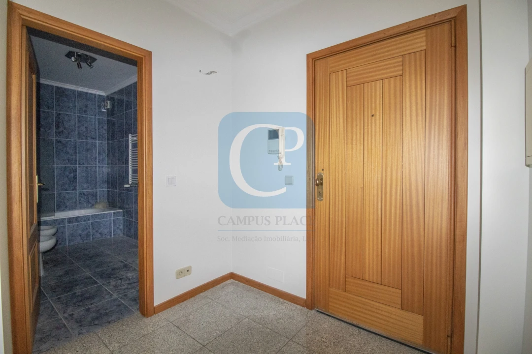 Apartamento T1 para Venda em Gulpilhares e Valadares Foto 8