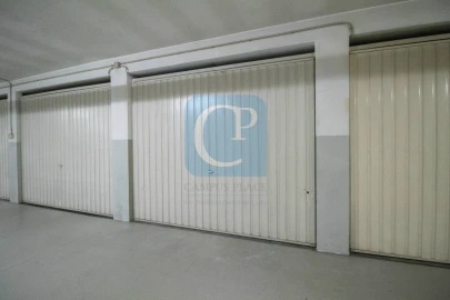 Apartamento T1 para Venda em Gulpilhares e Valadares