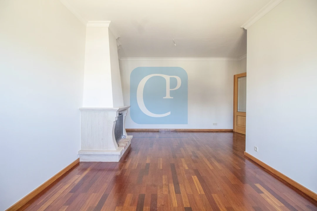 Apartamento T1 para Venda em Gulpilhares e Valadares Foto 2