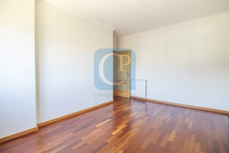 Apartamento T1 para Venda em Gulpilhares e Valadares Foto 10