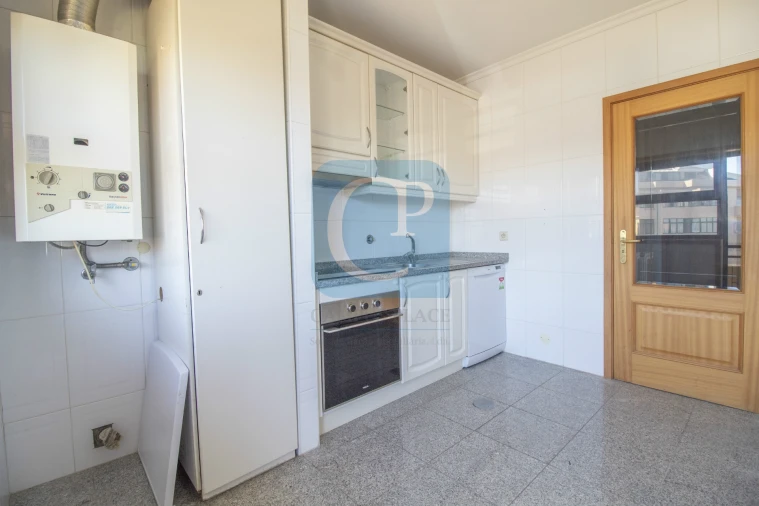 Apartamento T1 para Venda em Gulpilhares e Valadares Foto 6
