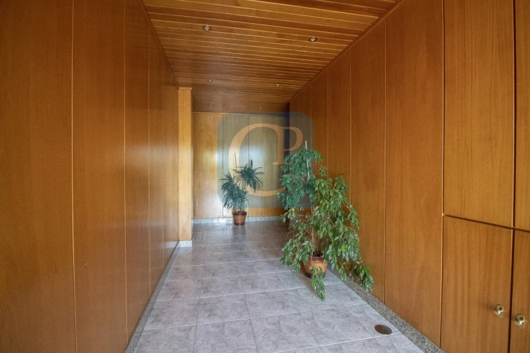 Apartamento T1 para Venda em Gulpilhares e Valadares Foto 16