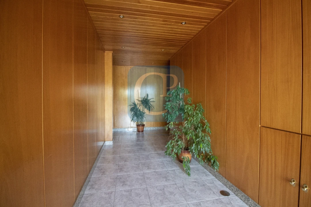 Apartamento T1 para Venda em Gulpilhares e Valadares Foto 16