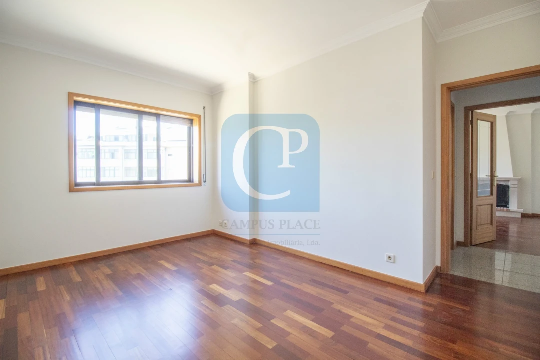 Apartamento T1 para Venda em Gulpilhares e Valadares Foto 9