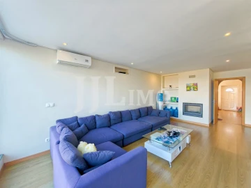 Moradia T3 para Venda em Alcabideche