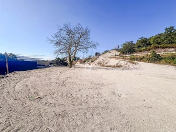 Terreno para Venda em Campelo e Ovil