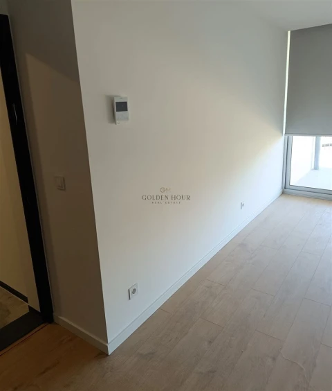 Apartamento T1 para Venda em Mafamude e Vilar do Paraíso