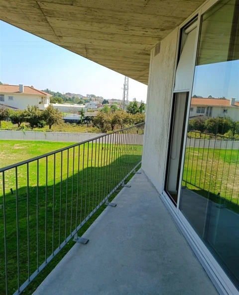 Apartamento T1 para Venda em Mafamude e Vilar do Paraíso