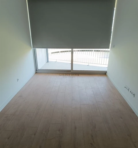 Apartamento T1 para Venda em Mafamude e Vilar do Paraíso