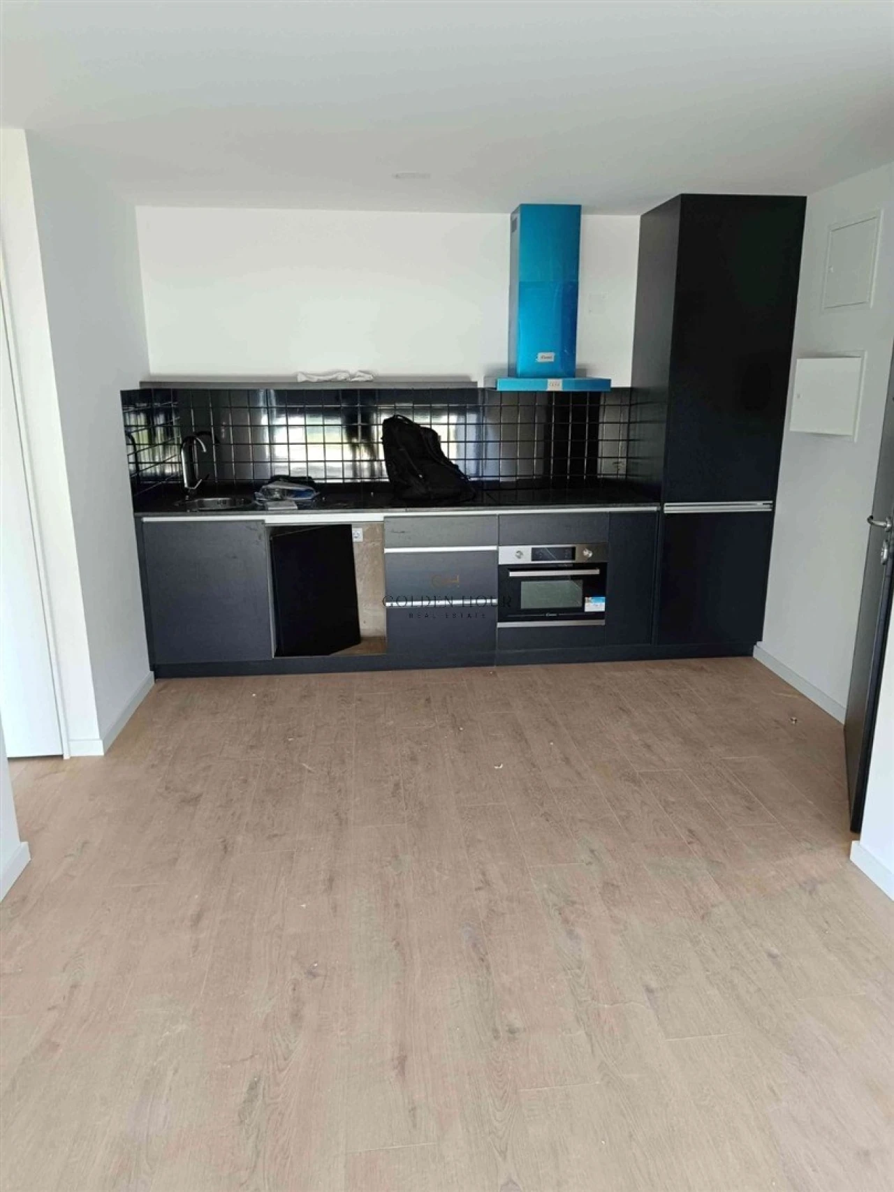 Apartamento T1 para Venda em Mafamude e Vilar do Paraíso Foto 10