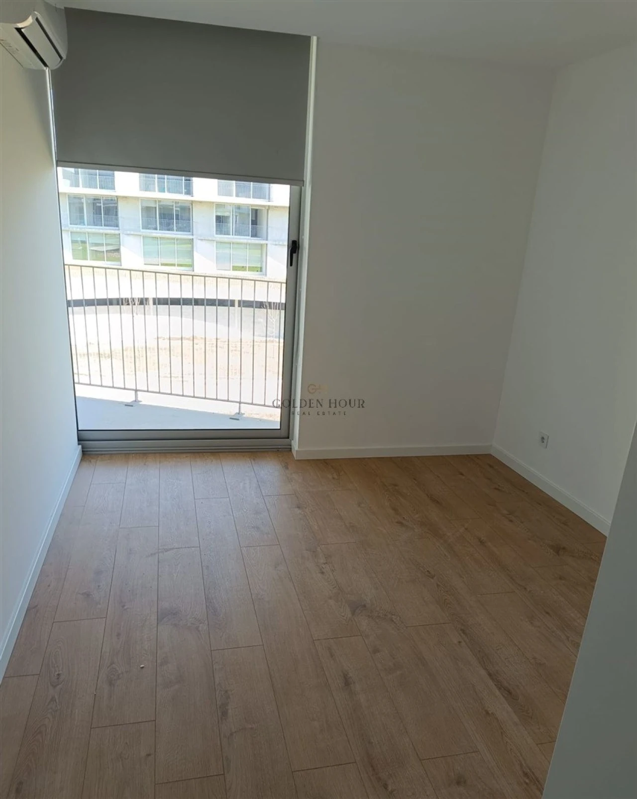 Apartamento T1 para Venda em Mafamude e Vilar do Paraíso Foto 5