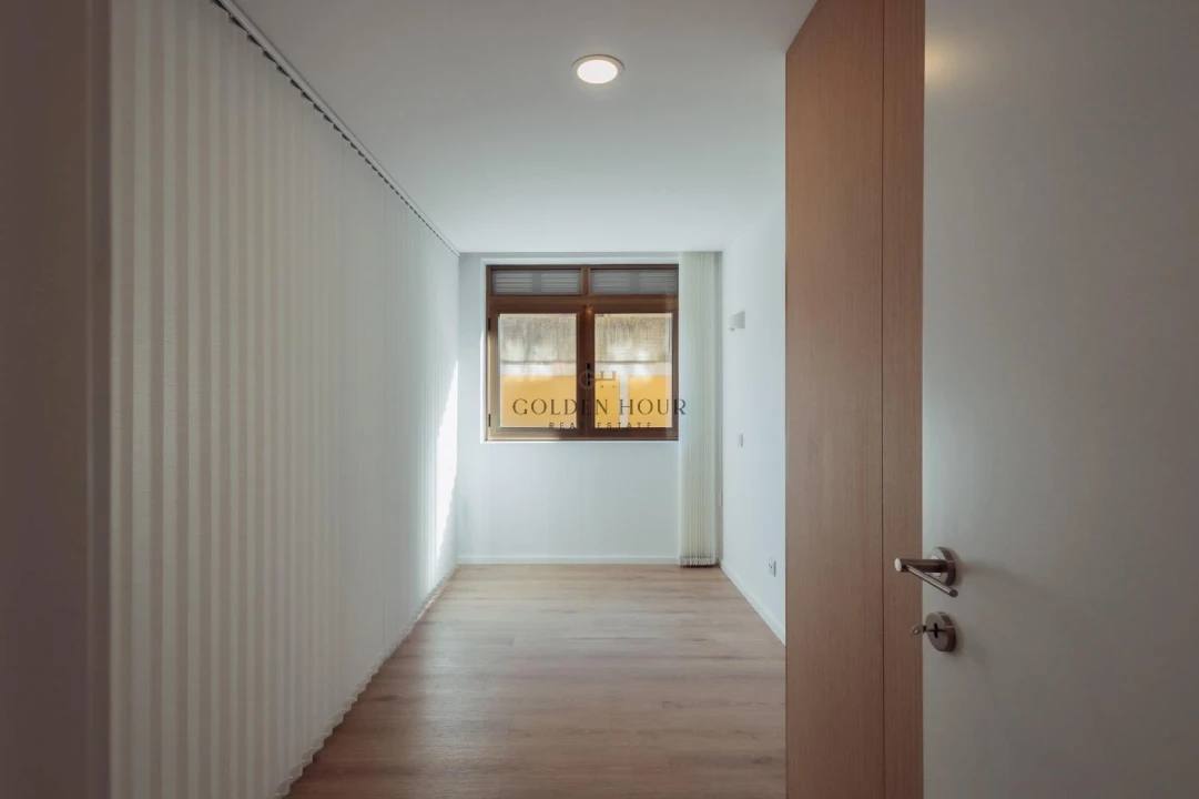 Apartamento T1 para Venda em Mafamude e Vilar do Paraíso Foto 10