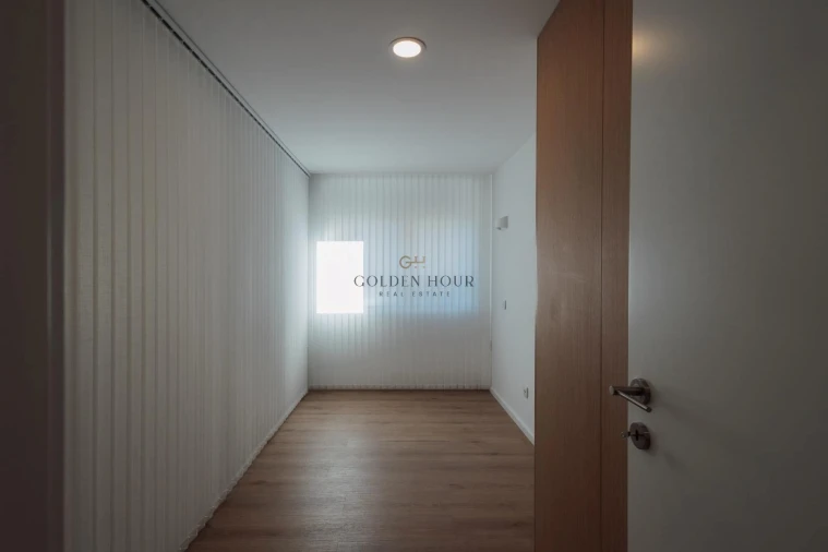 Apartamento T1 para Venda em Mafamude e Vilar do Paraíso Foto 7