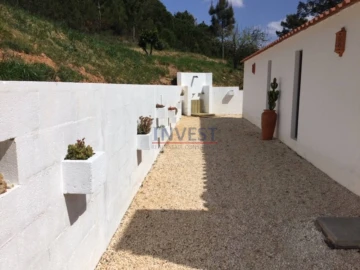Quinta T2 para Venda em São Teotónio