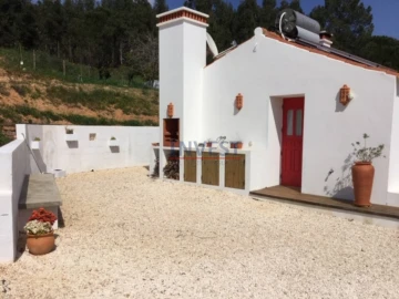 Quinta T2 para Venda em São Teotónio
