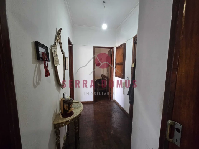 Apartamento T1 para Venda em Rio de Mouro Foto 4