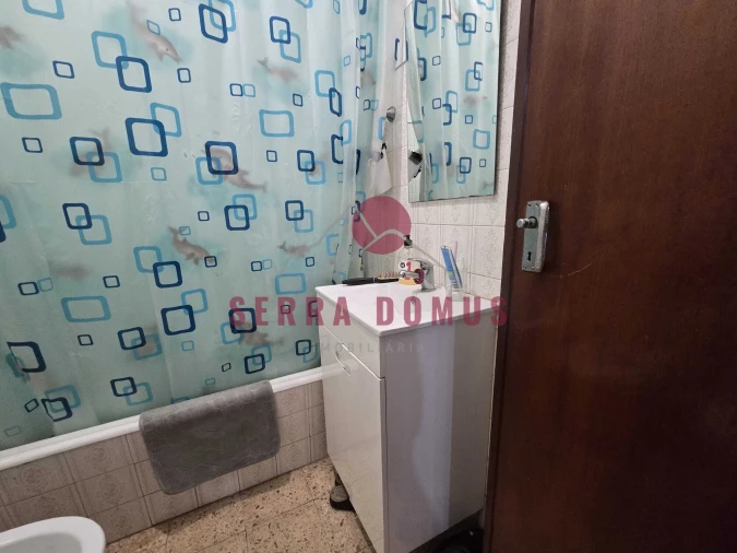 Apartamento T1 para Venda em Rio de Mouro Foto 6
