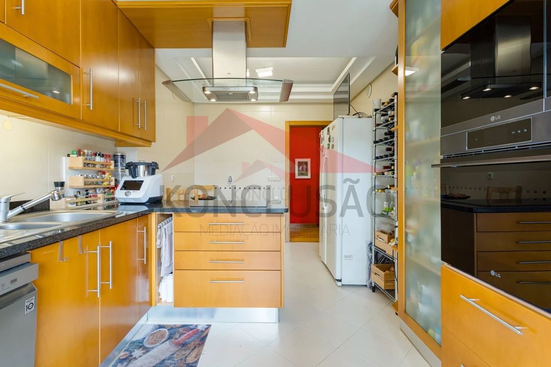 Apartamento T2 para Venda em Alverca do Ribatejo e Sobralinho Foto 1