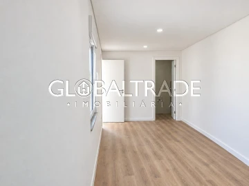 Moradia T3 para Venda em Mafamude e Vilar do Paraíso