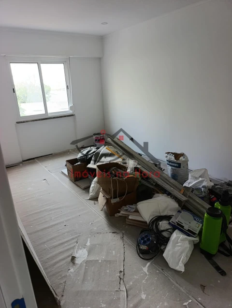 Apartamento T3 para Venda em Venteira