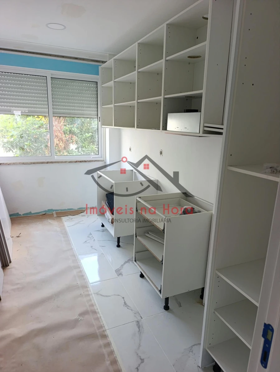 Apartamento T3 para Venda em Venteira Foto 12