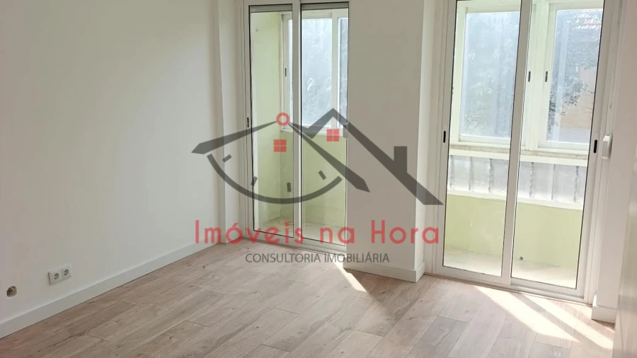 Apartamento T3 para Venda em Mina de Água